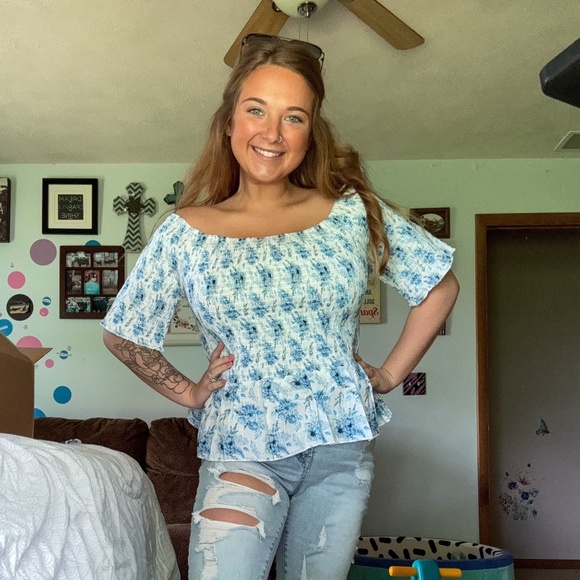 Essie Floral Smoke Top in Blue or Peach - Picture 2 of 2